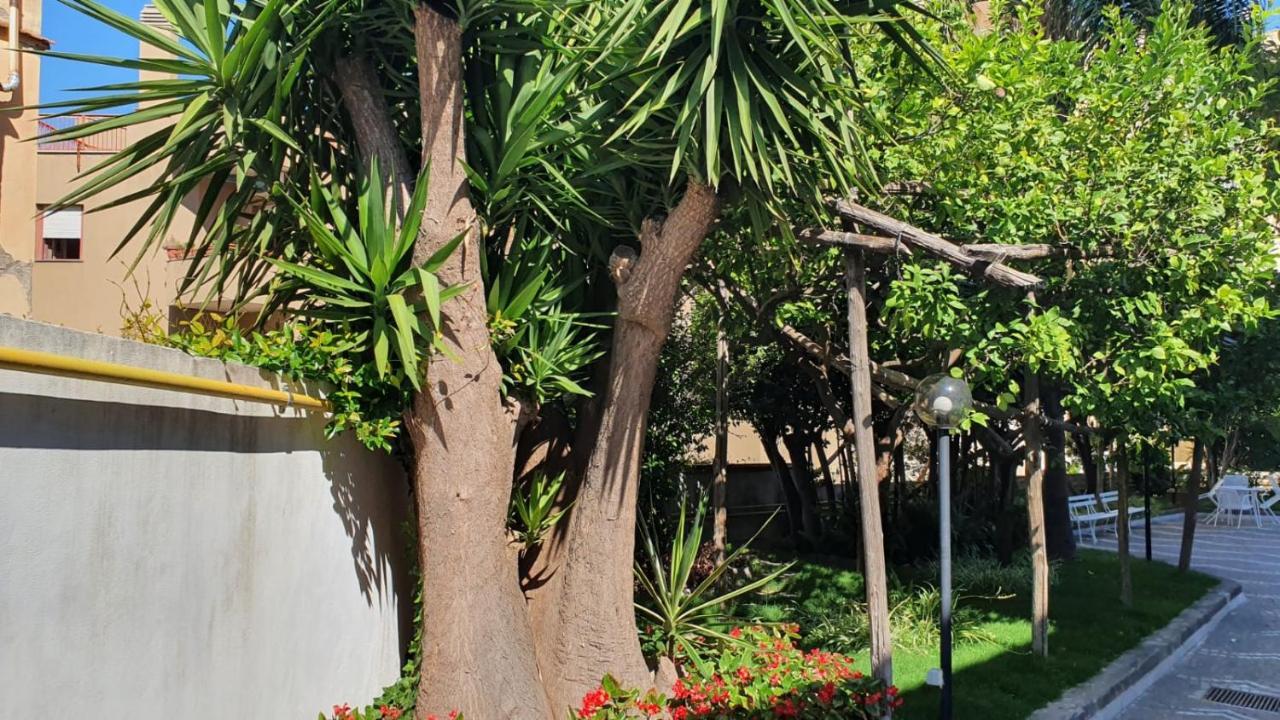 Maria Maddalena Holiday House วีโกเอเกวนเซ ภายนอก รูปภาพ